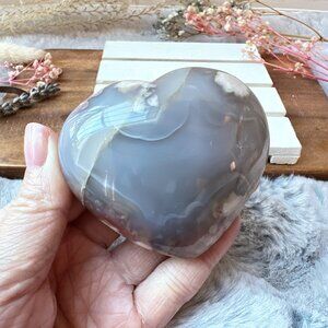 Gorgeous Flower Agate Heart Carving